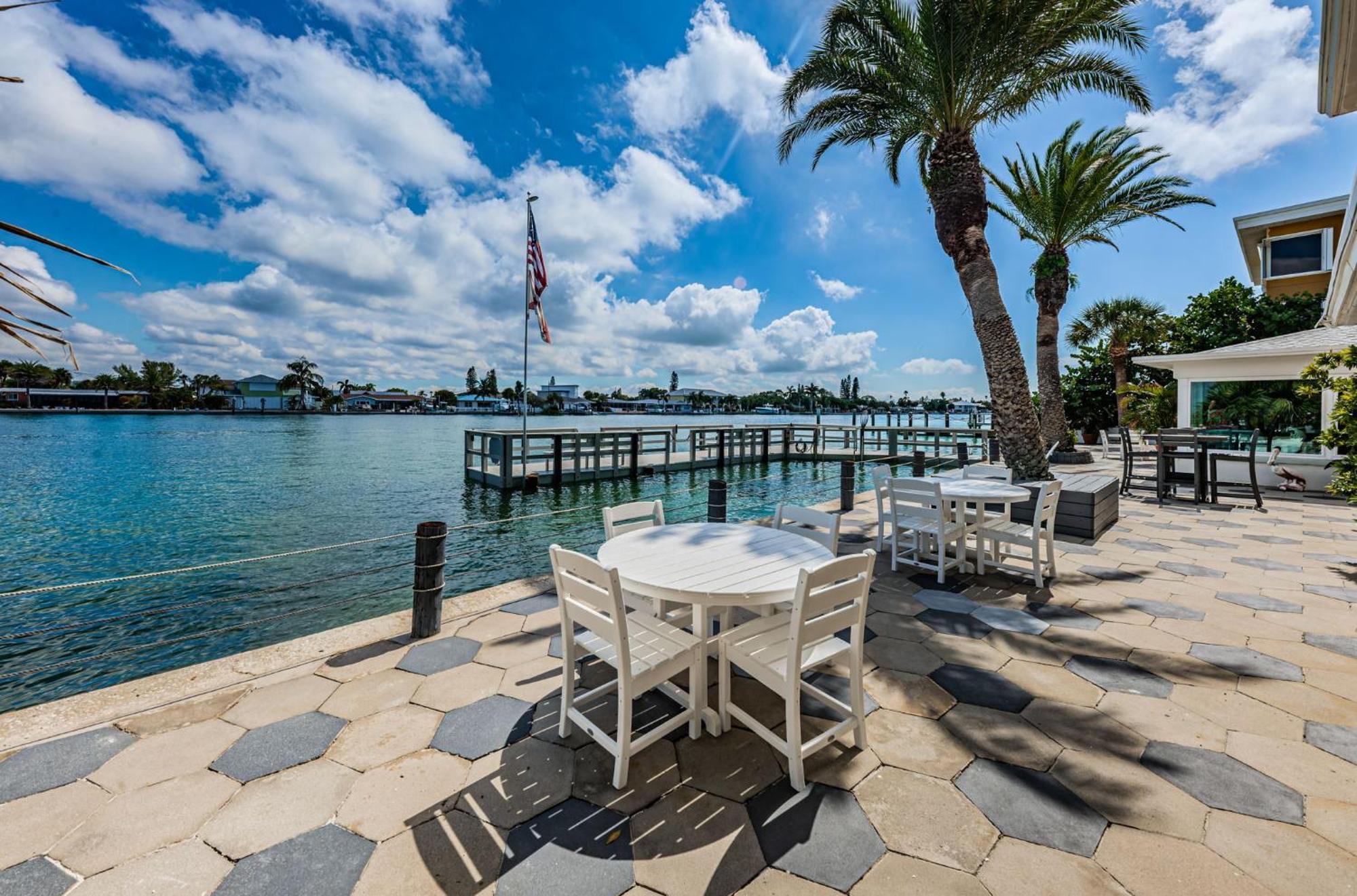 The Roth Hotel, Treasure Island, Florida St. Pete Beach Exterior foto